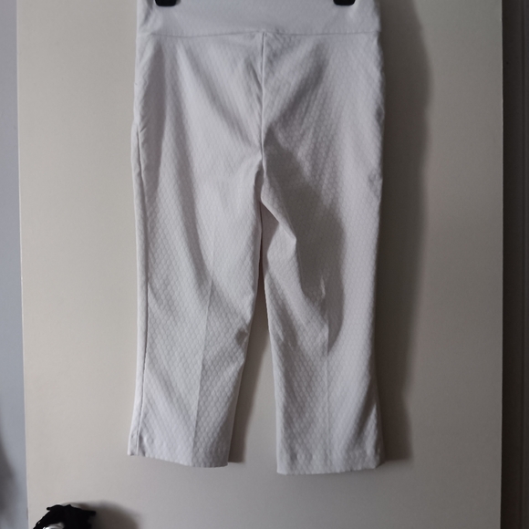 MEG & MARGOT White Textured Capri Leggings M - Picture 2 of 4